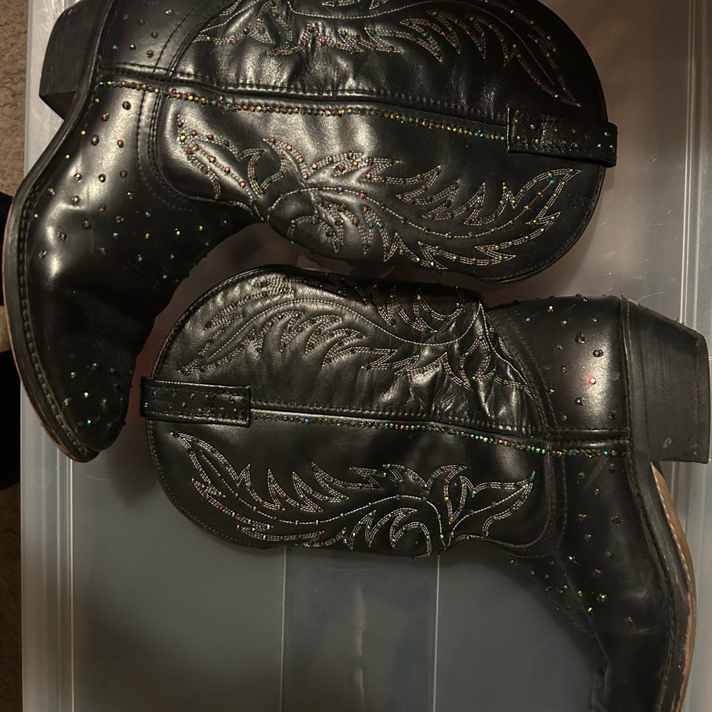 Black Embroidered Cowboy Boots with Rhinestones